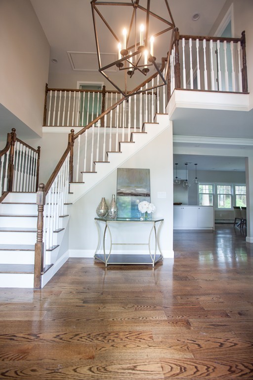 22 Ivy Road Wellesley, MA 02482 - Photo 3 of 26
