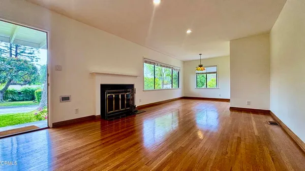 $6,700 | 4585 Belita Lane, La Canada Flintridge, CA 91011