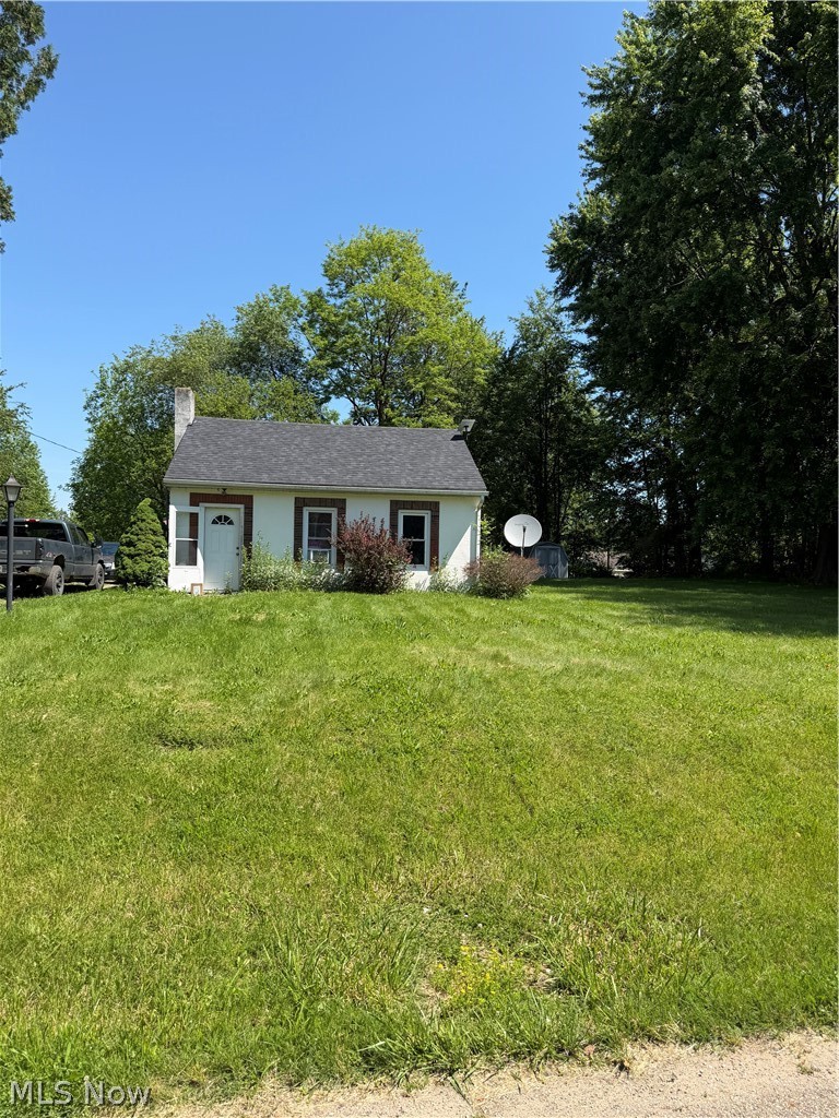 465 2nd Street Southwest Brewster, OH 44613 - Photo 1 of 8
