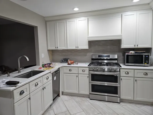 $2,400 | 1178 Longford Road, Bartlett, IL 60103