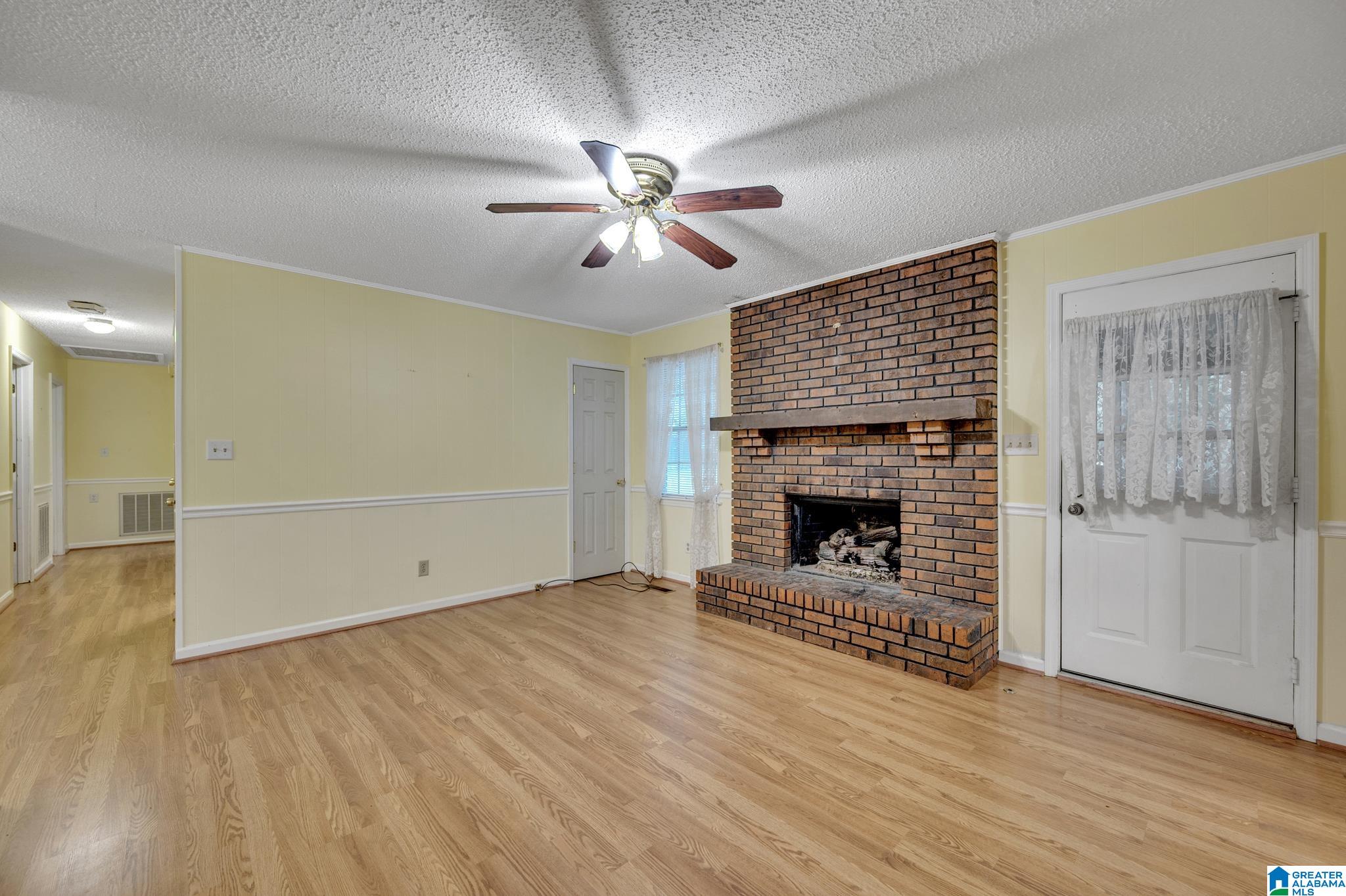 1411 Cross Path Drive Alabaster, AL 35007 - Photo 9 of 30
