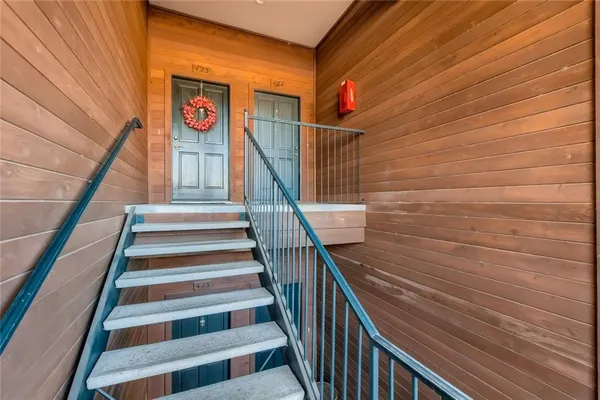 $2,000 | 300 San Gabriel Village Boulevard, Unit 424, Georgetown, TX 78626