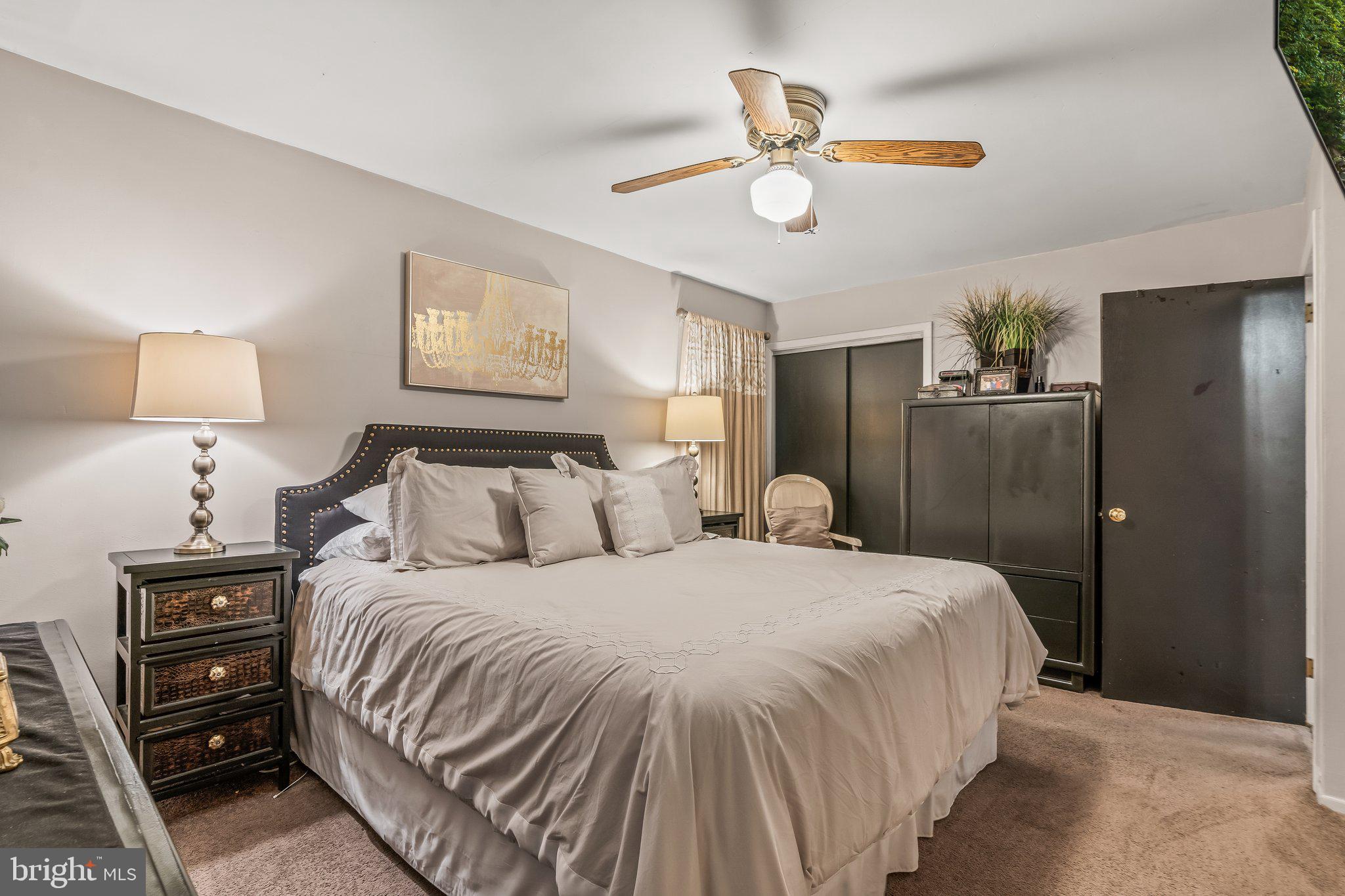 8925 Calvert Street Philadelphia, PA 19152 - Photo 15 of 27