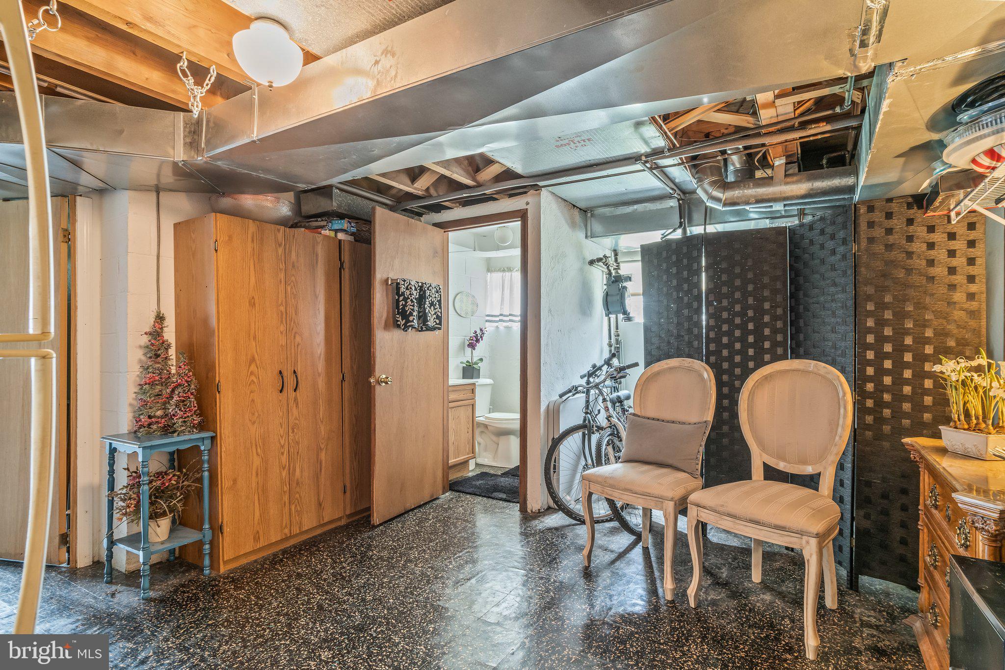 8925 Calvert Street Philadelphia, PA 19152 - Photo 21 of 27