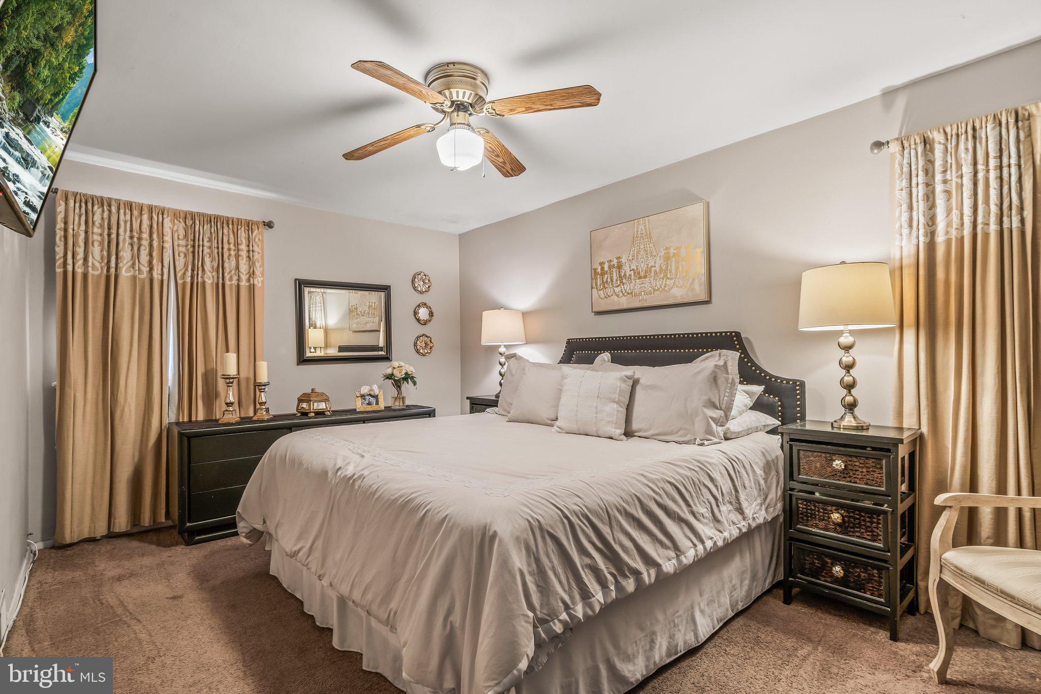 8925 Calvert Street Philadelphia, PA 19152 - Photo 5 of 27