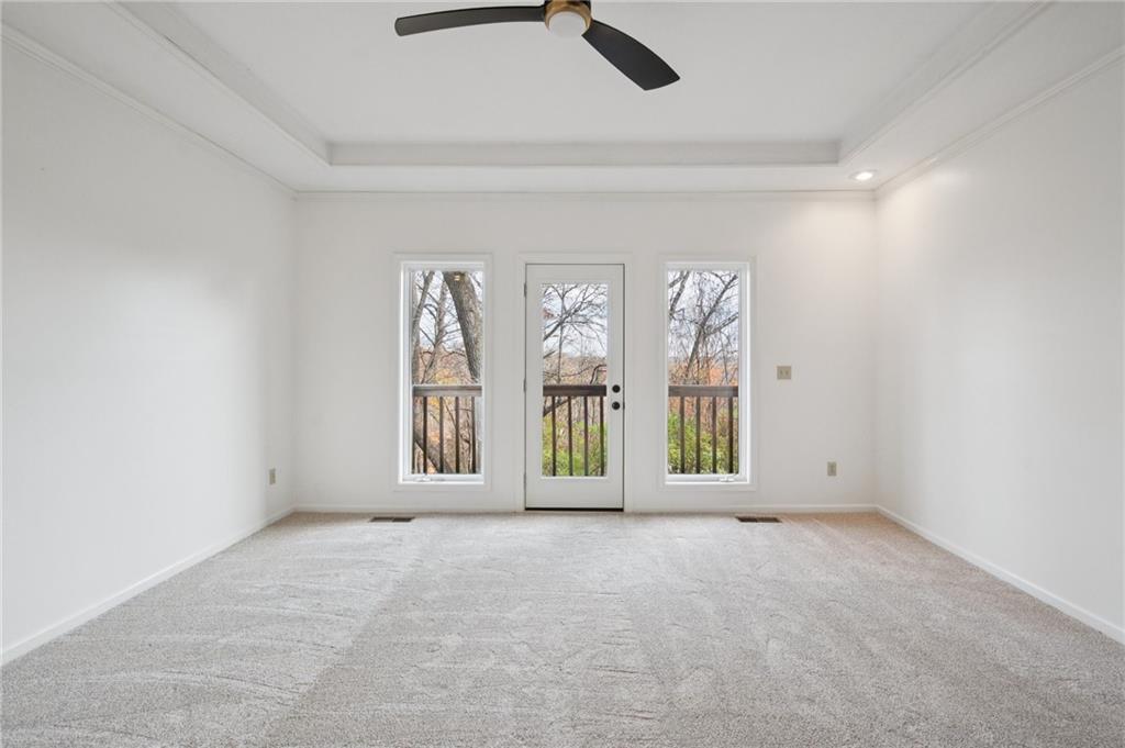 5305 Northwest Bluff Drive Kansas City, MO 64152 - Photo 15 of 34