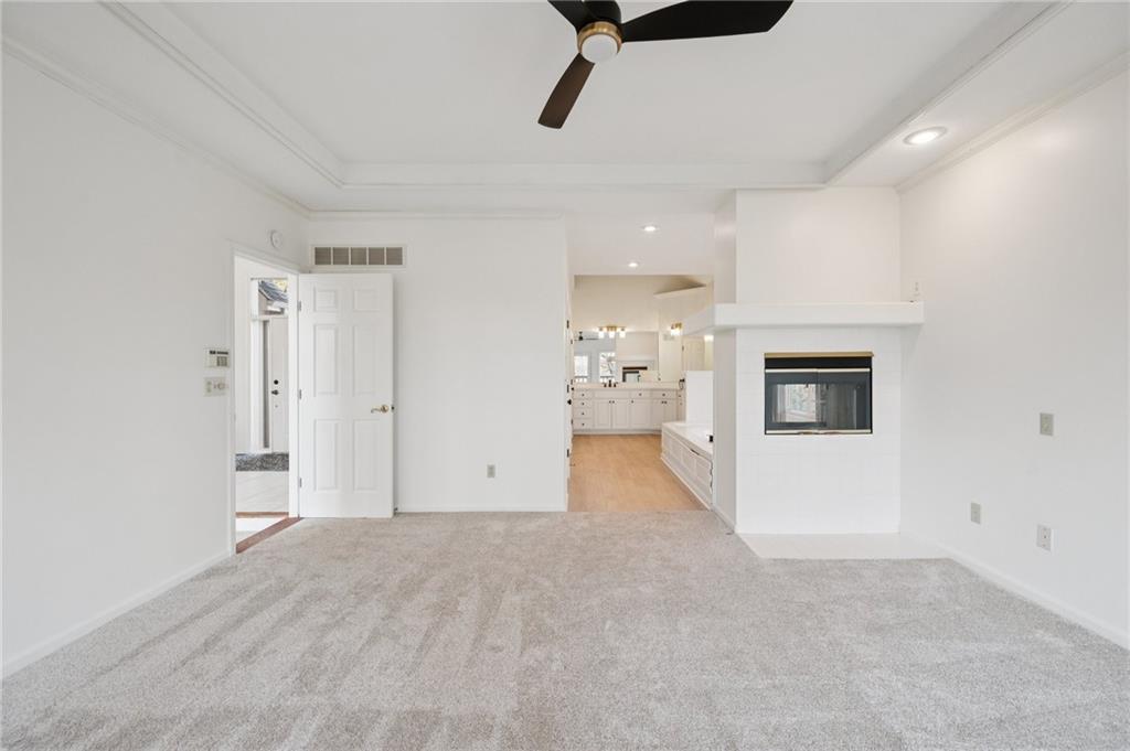 5305 Northwest Bluff Drive Kansas City, MO 64152 - Photo 16 of 34