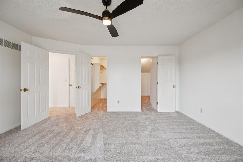 5305 Northwest Bluff Drive Kansas City, MO 64152 - Photo 23 of 34