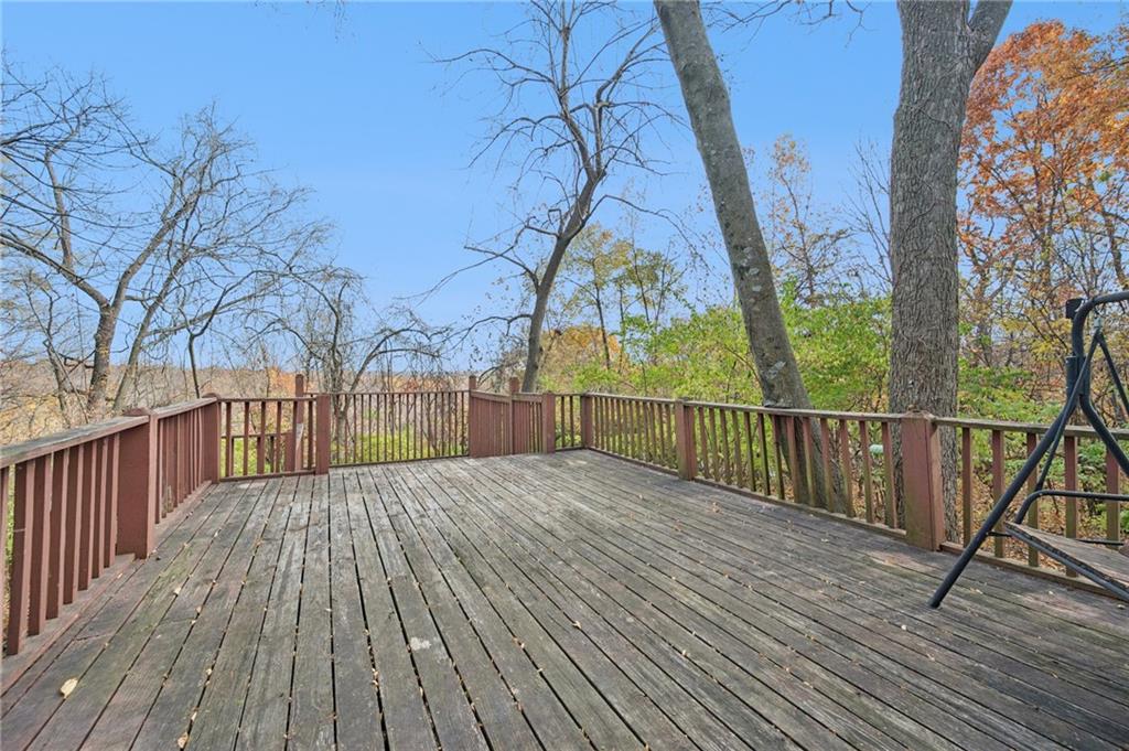 5305 Northwest Bluff Drive Kansas City, MO 64152 - Photo 31 of 34