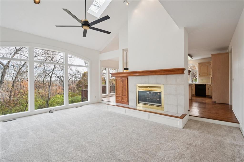 5305 Northwest Bluff Drive Kansas City, MO 64152 - Photo 6 of 34