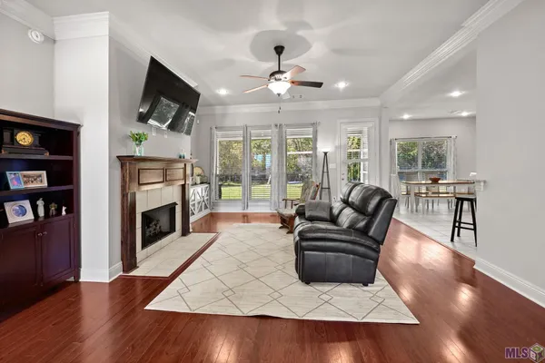 $350,000 | 7119 Lakecrest Drive, Zachary, LA 70791