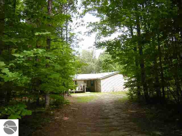 20650 Fewins Road Interlochen, MI 49643 - Photo 13 of 17 1730088-12.JPG