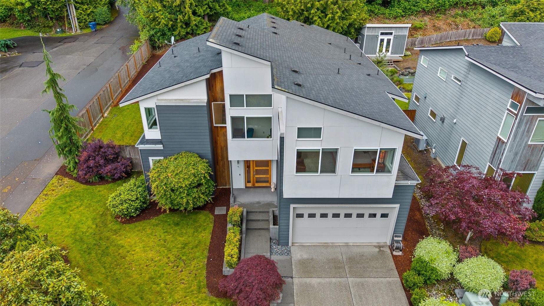 22326 2nd Place Southeast Bothell, WA 98021 - Photo 36 of 40 a aerial view of a house with a yard and plants