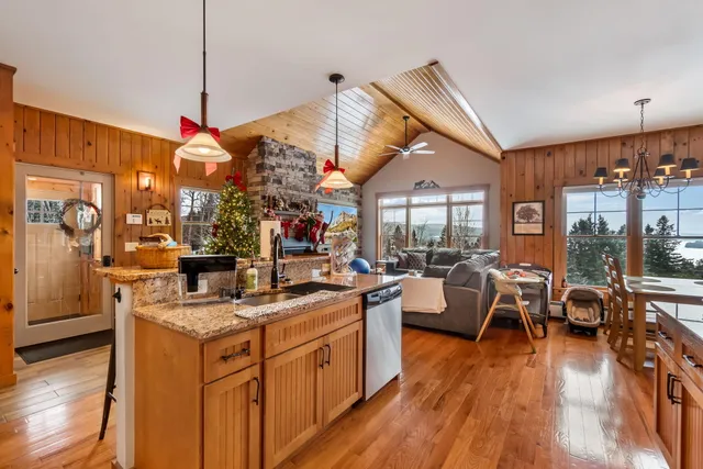 $639,900 | 11 Whip Willow Farm Road, Unit 8, Rangeley, ME 04970