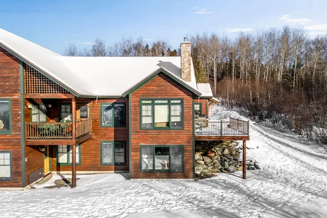$639,900 | 11 Whip Willow Farm Road, Unit 8, Rangeley, ME 04970