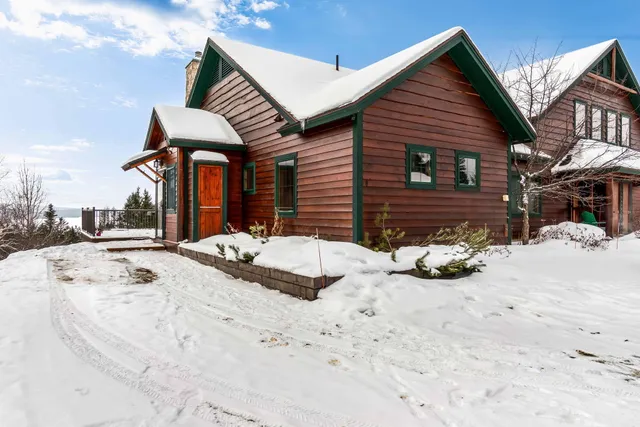 $639,900 | 11 Whip Willow Farm Road, Unit 8, Rangeley, ME 04970