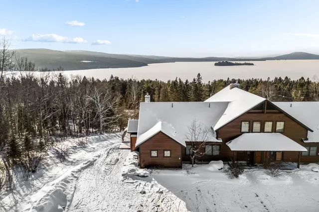 $639,900 | 11 Whip Willow Farm Road, Unit 8, Rangeley, ME 04970
