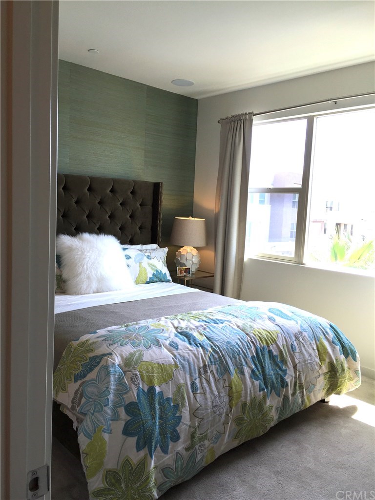 662 Colorado Circle Carson, CA 90745 - Photo 7 of 13 Master bedroom