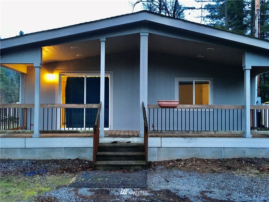 6222 Shamrock Road Maple Falls, WA 98266 - Photo 12 of 39 Gallery Image 12