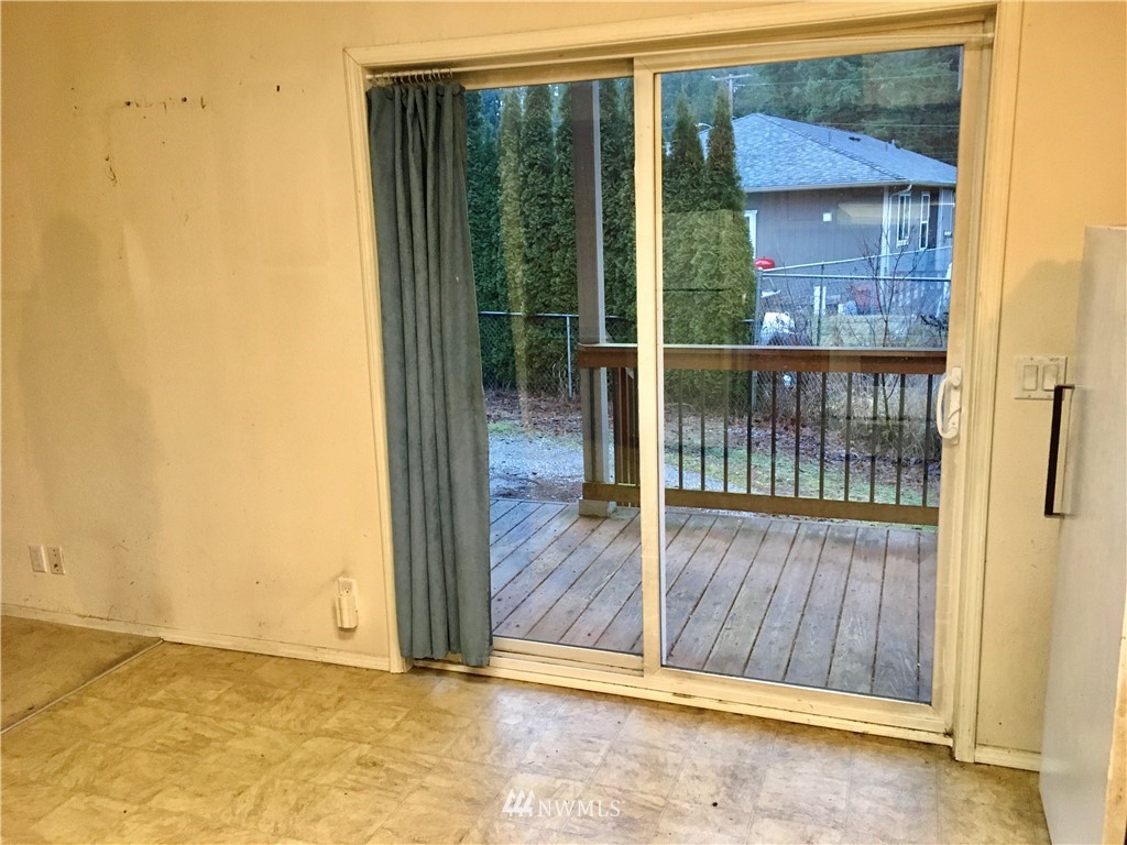 6222 Shamrock Road Maple Falls, WA 98266 - Photo 25 of 39 Gallery Image 25
