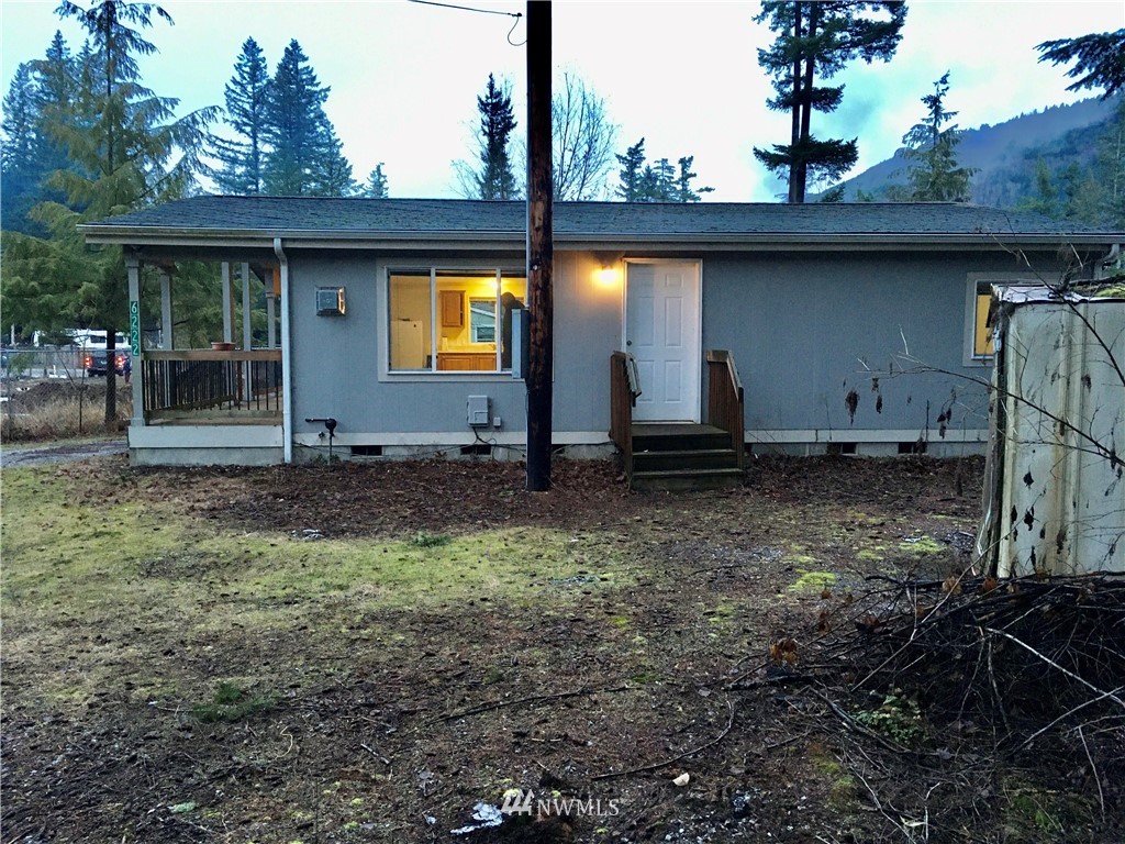 6222 Shamrock Road Maple Falls, WA 98266 - Photo 6 of 39 Gallery Image 6