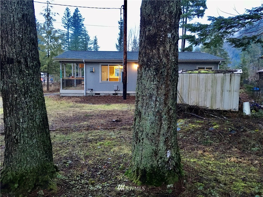 6222 Shamrock Road Maple Falls, WA 98266 - Photo 7 of 39 Gallery Image 7