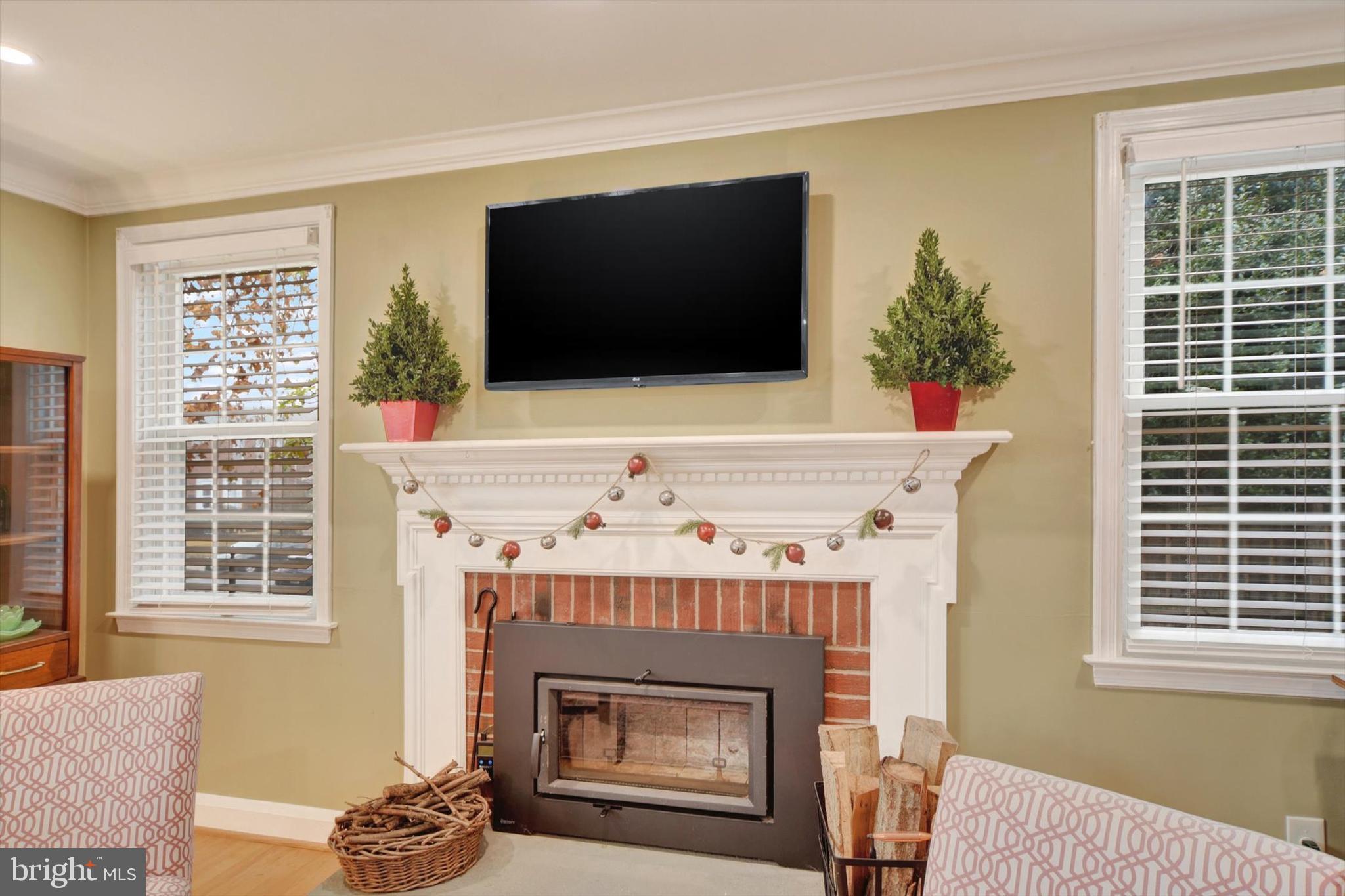 1548 Dellsway Road Towson, MD 21286 - Photo 3 of 32 Charming fireplace