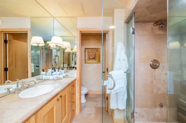 $490,000 | 136 Country Club Drive, Unit 752, Mountain Village, CO 81435