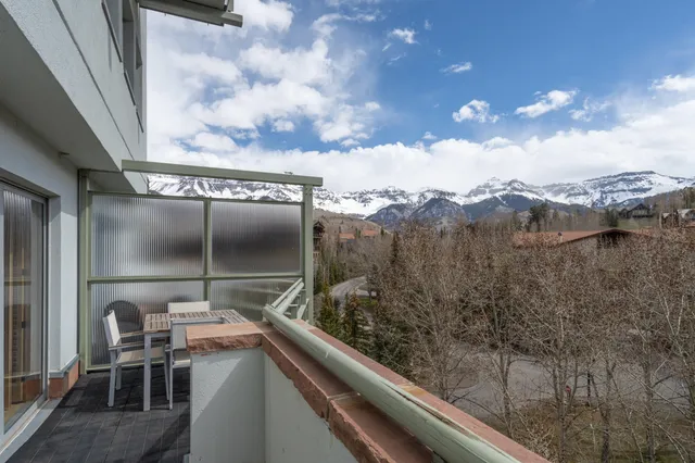$490,000 | 136 Country Club Drive, Unit 752, Mountain Village, CO 81435