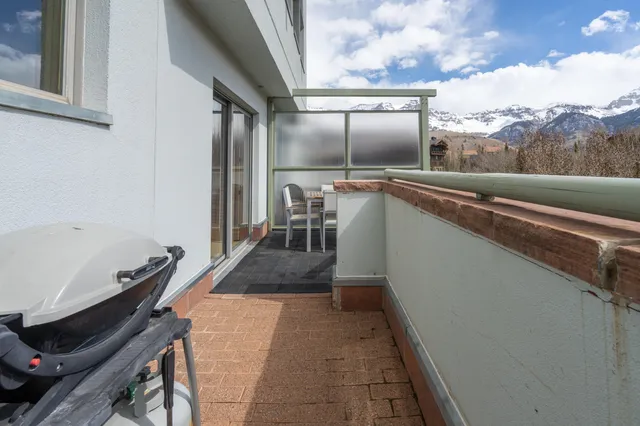 $490,000 | 136 Country Club Drive, Unit 752, Mountain Village, CO 81435