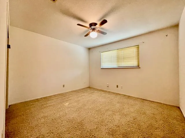 $320,000 | 2851 Julia Circle, Hanford, CA 93230