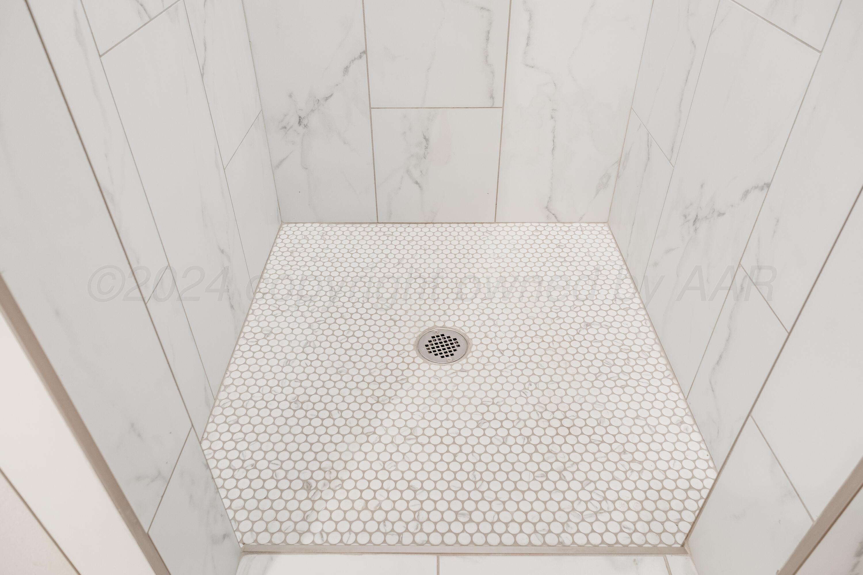 19800 West Costley Road Amarillo, TX 79119 - Photo 26 of 39 Master Bathroom