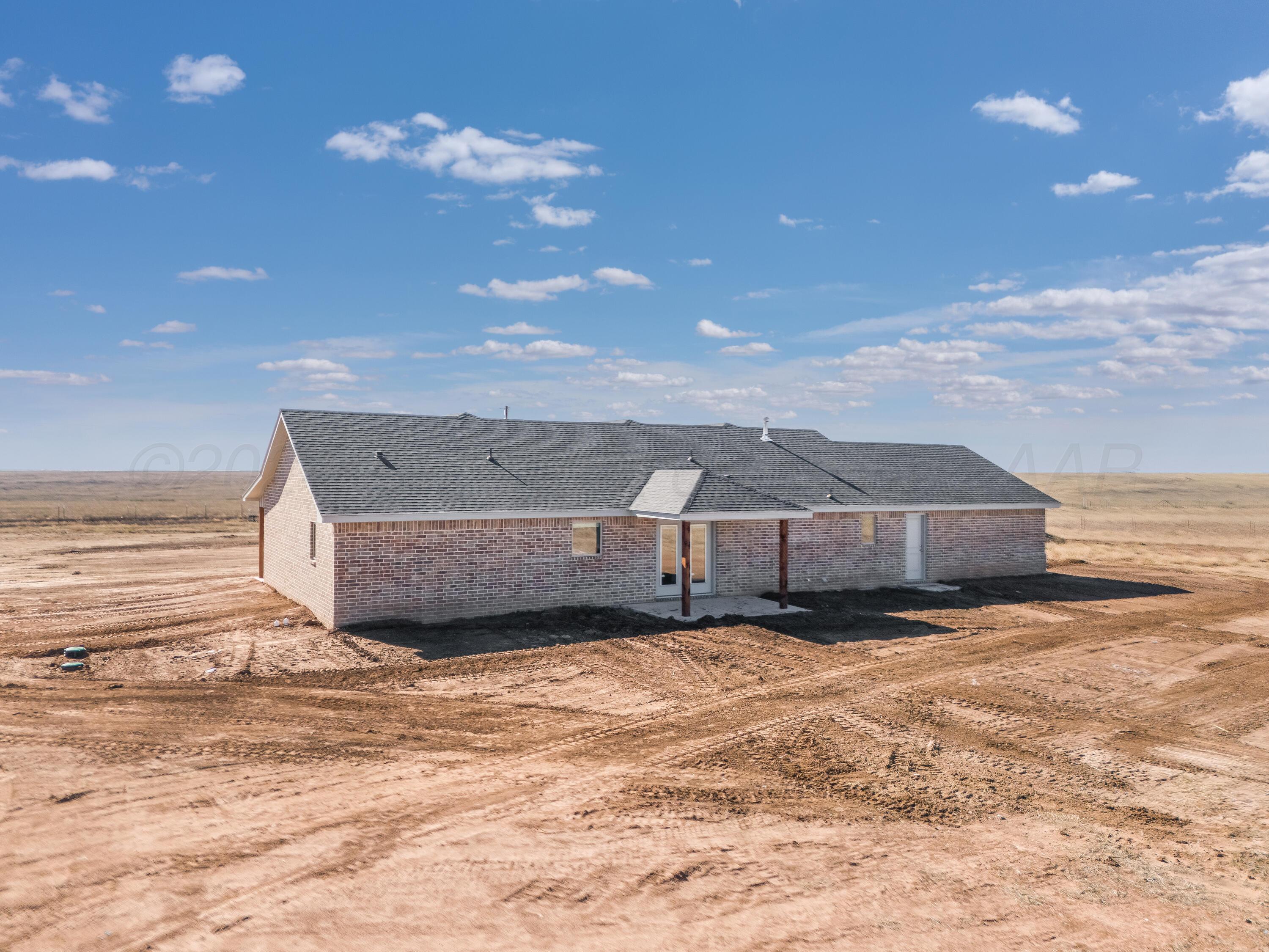 19800 West Costley Road Amarillo, TX 79119 - Photo 4 of 39 Back