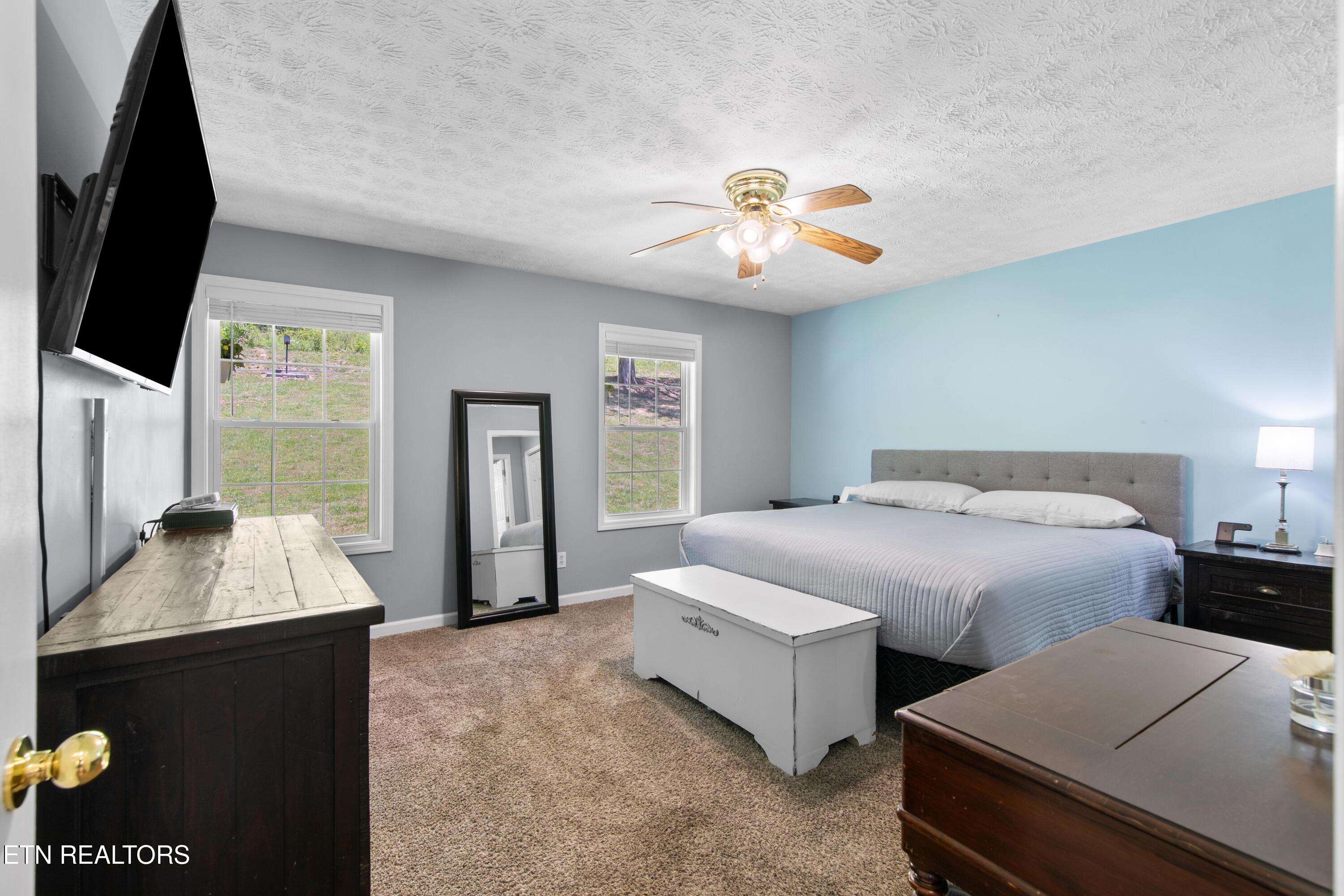 355 Eagle Bluff Road Jacksboro, TN 37757 - Photo 14 of 37 030A0132