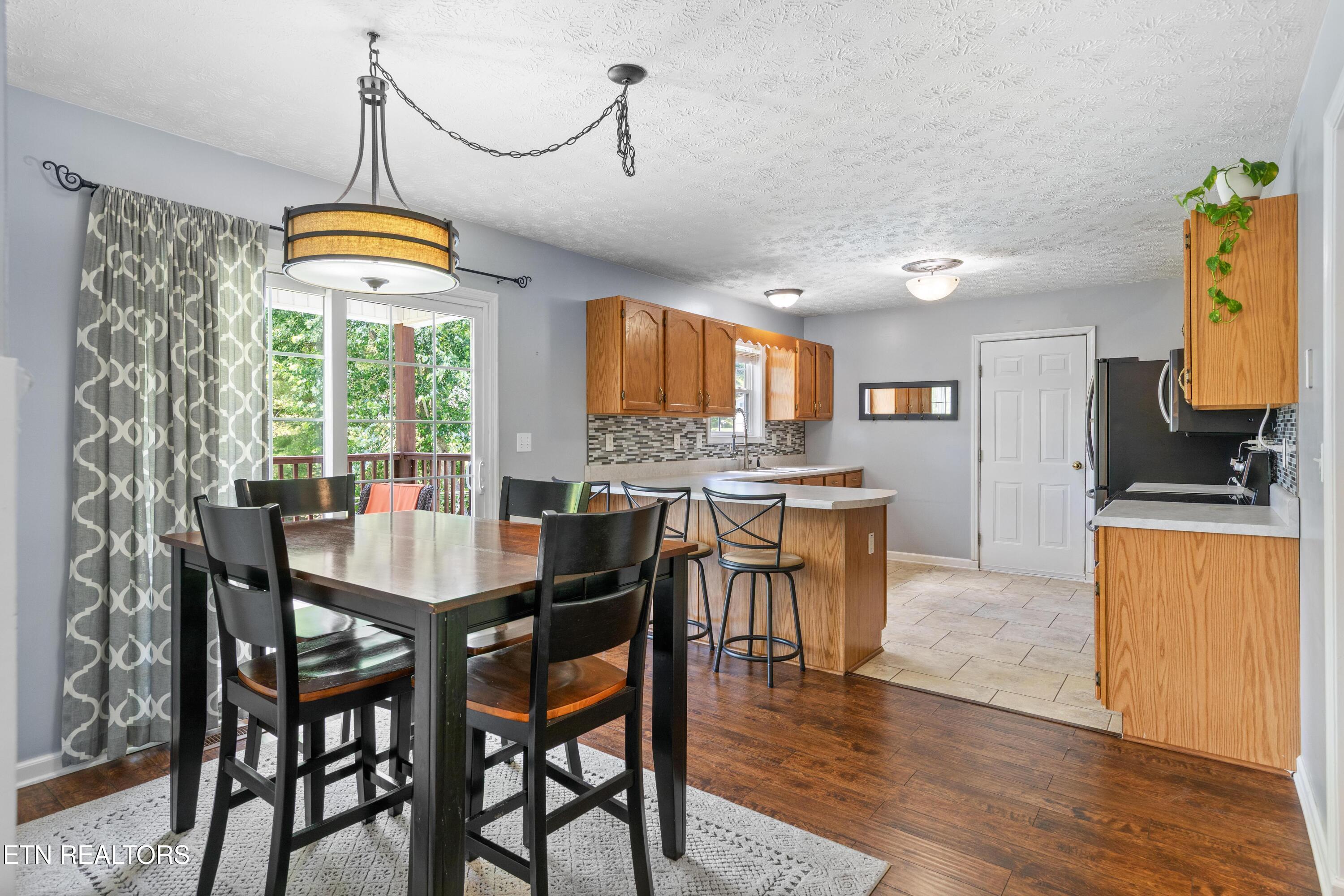355 Eagle Bluff Road Jacksboro, TN 37757 - Photo 8 of 37 030A0184