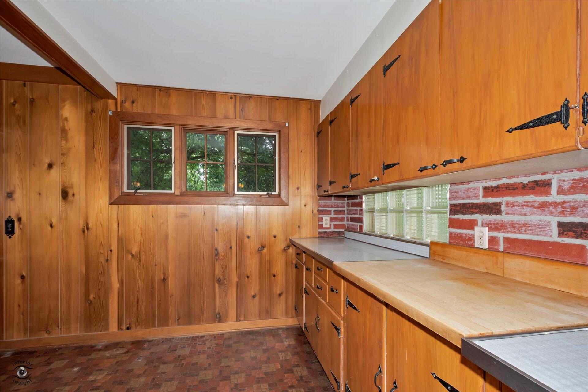 222 Maxwell Street Crown Point, IN 46307 - Photo 12 of 28 1920x1280