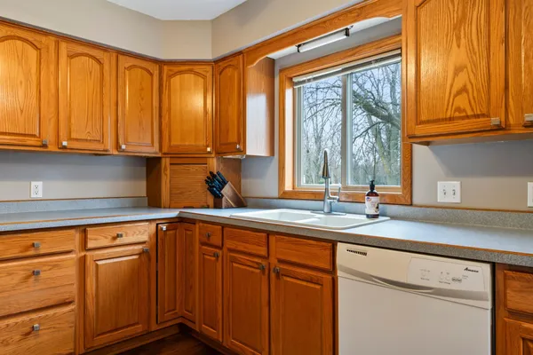 $329,900 | 2200 2nd Avenue Northwest, Austin, MN 55912