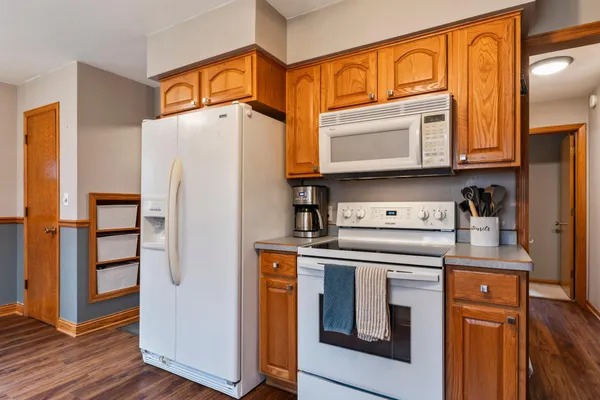 $329,900 | 2200 2nd Avenue Northwest, Austin, MN 55912