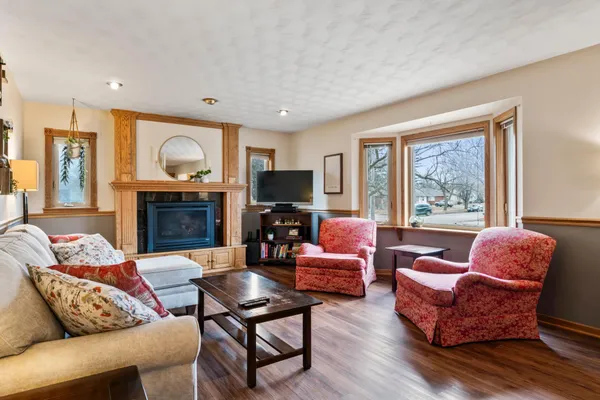 $329,900 | 2200 2nd Avenue Northwest, Austin, MN 55912