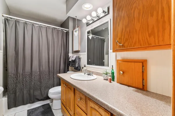 $329,900 | 2200 2nd Avenue Northwest, Austin, MN 55912