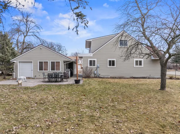 $329,900 | 2200 2nd Avenue Northwest, Austin, MN 55912