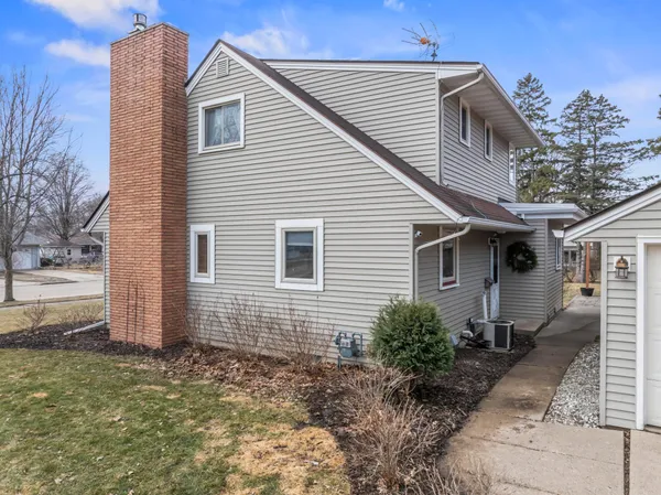 $329,900 | 2200 2nd Avenue Northwest, Austin, MN 55912