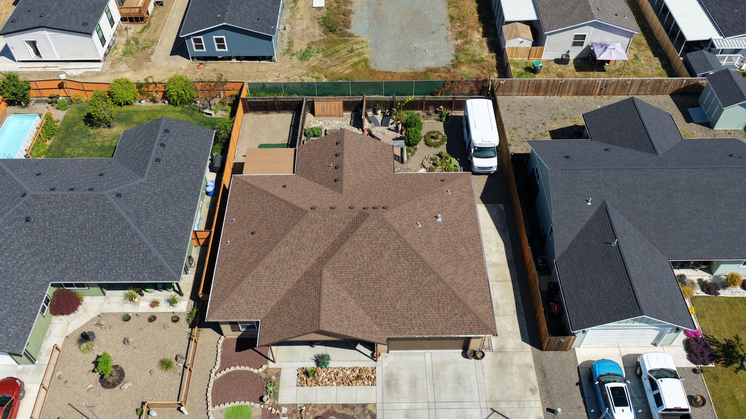 412 Barnum Drive Phoenix, OR 97535 - Photo 32 of 34 Neighborhood Aerial view