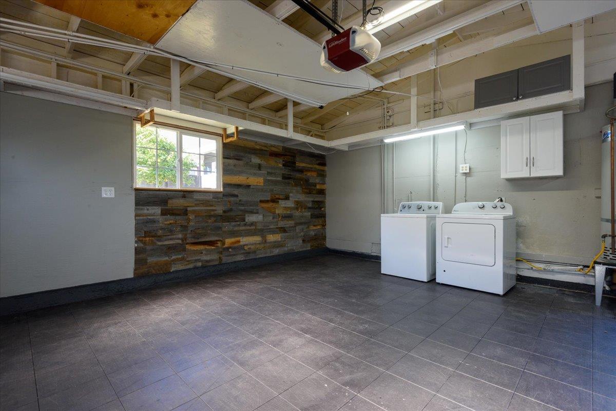 815 Edgemar Avenue Pacifica, CA 94044 - Photo 17 of 27 a view of a garage room