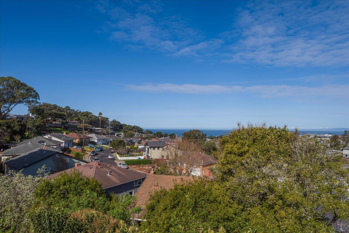 815 Edgemar Avenue Pacifica, CA 94044 - Photo 18 of 27 a view of a city