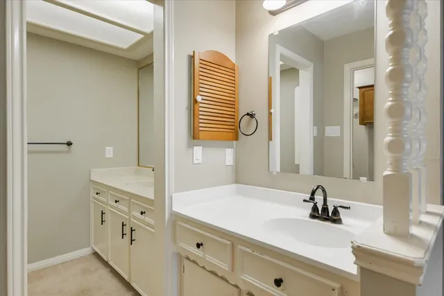 $585,000 | 85 Brookhollow Drive, Wimberley, TX 78676