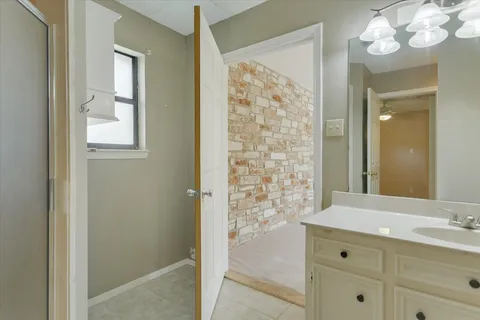 $585,000 | 85 Brookhollow Drive, Wimberley, TX 78676