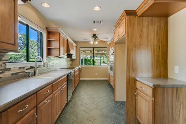 $525,000 | 85 Brookhollow Drive, Wimberley, TX 78676