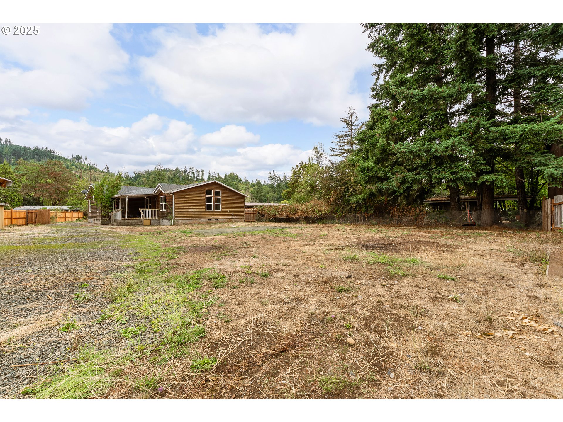 161 South Avenue Sutherlin, OR 97479 - Photo 39 of 45 a view of swimming pool with a yard