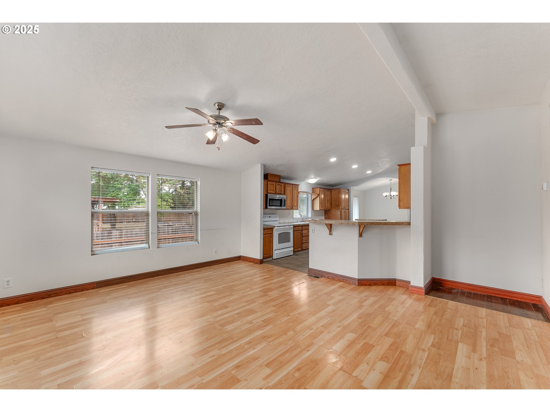 161 South Avenue Sutherlin, OR 97479 - Photo 5 of 45 a view of an empty room with a window